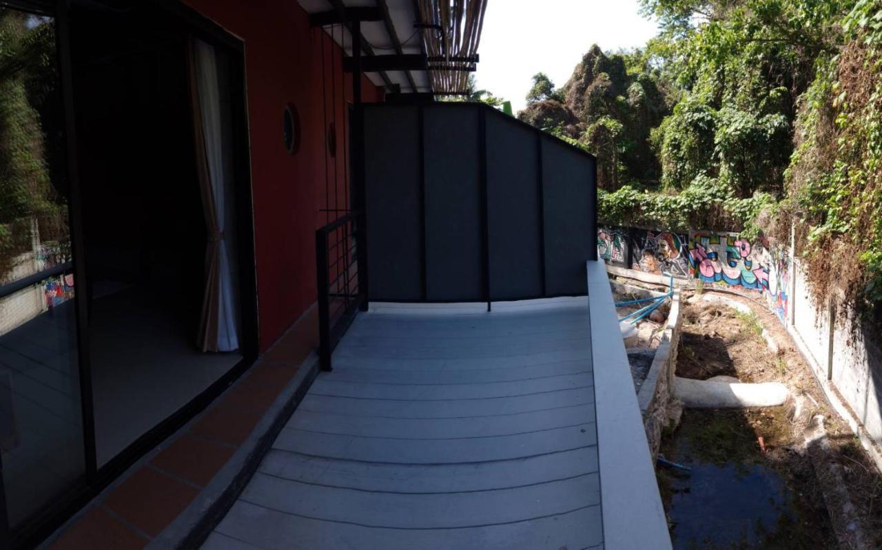 White Jail At Koh Tao Hostel Ko Tao Exterior foto